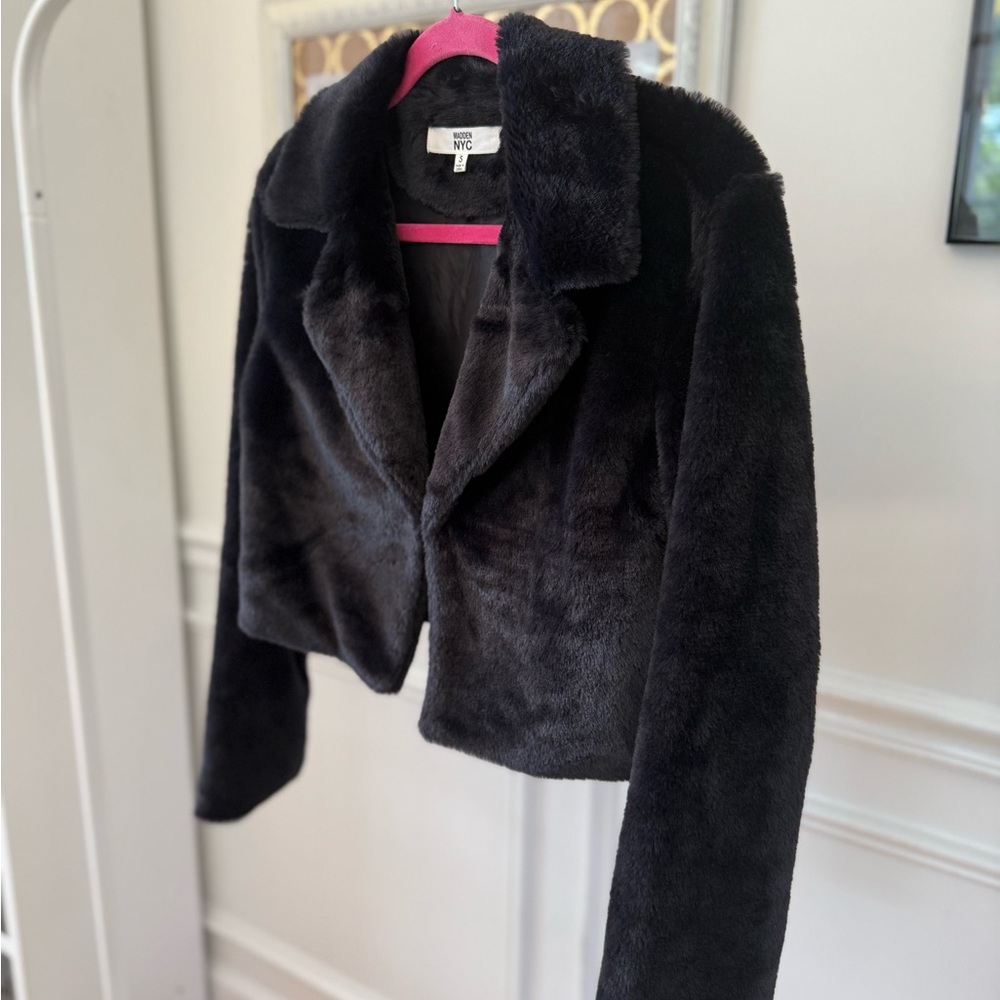 Black Teddy Jacket Plush Cozy Outerwear
